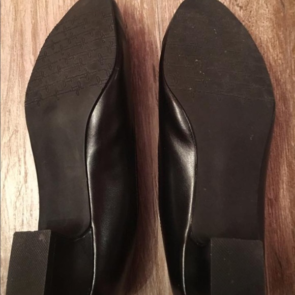 Soft Style Hush Puppies Shoes - Picture 4 of 4